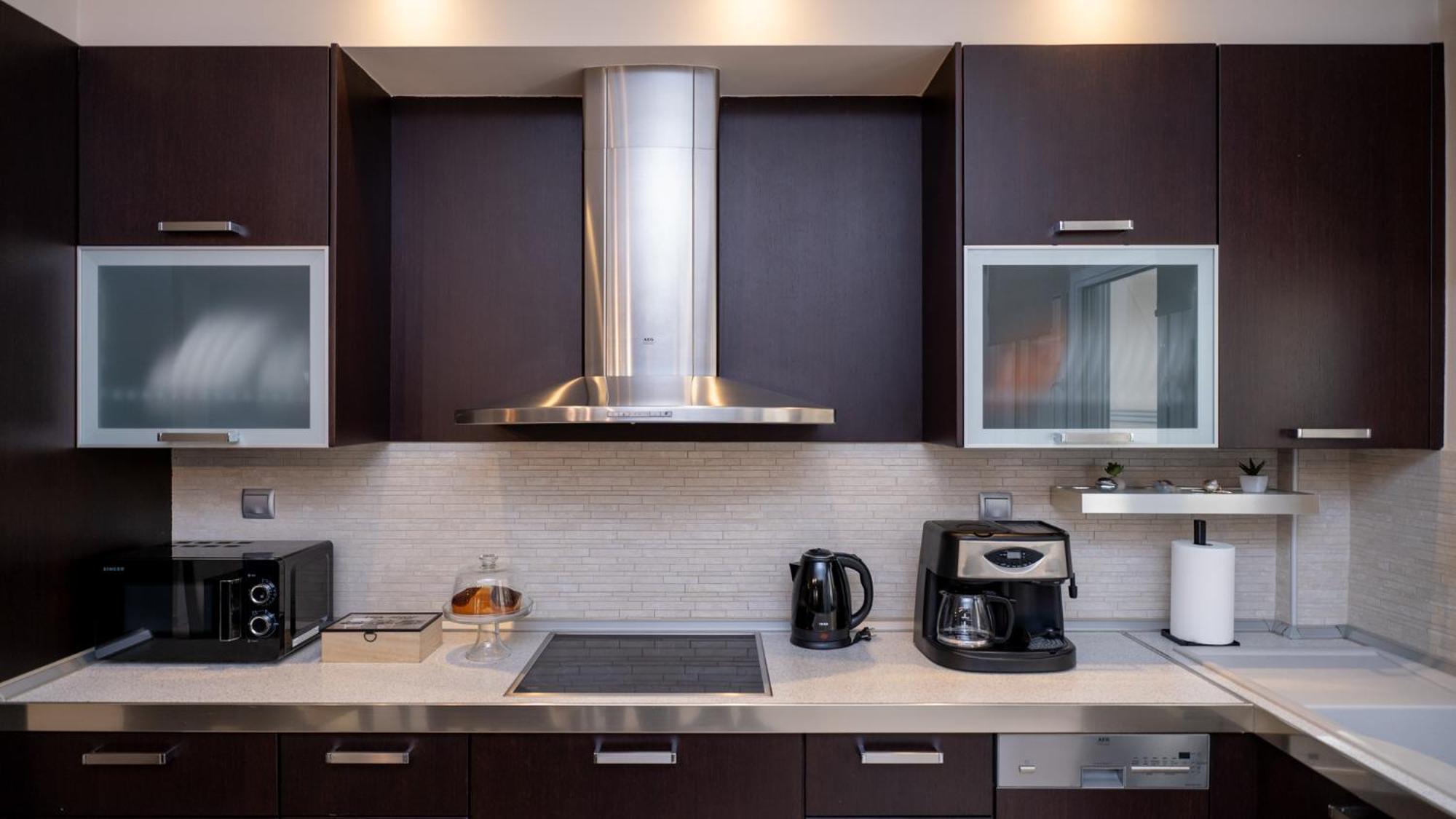 Mary's Modern And Elegant Apartment